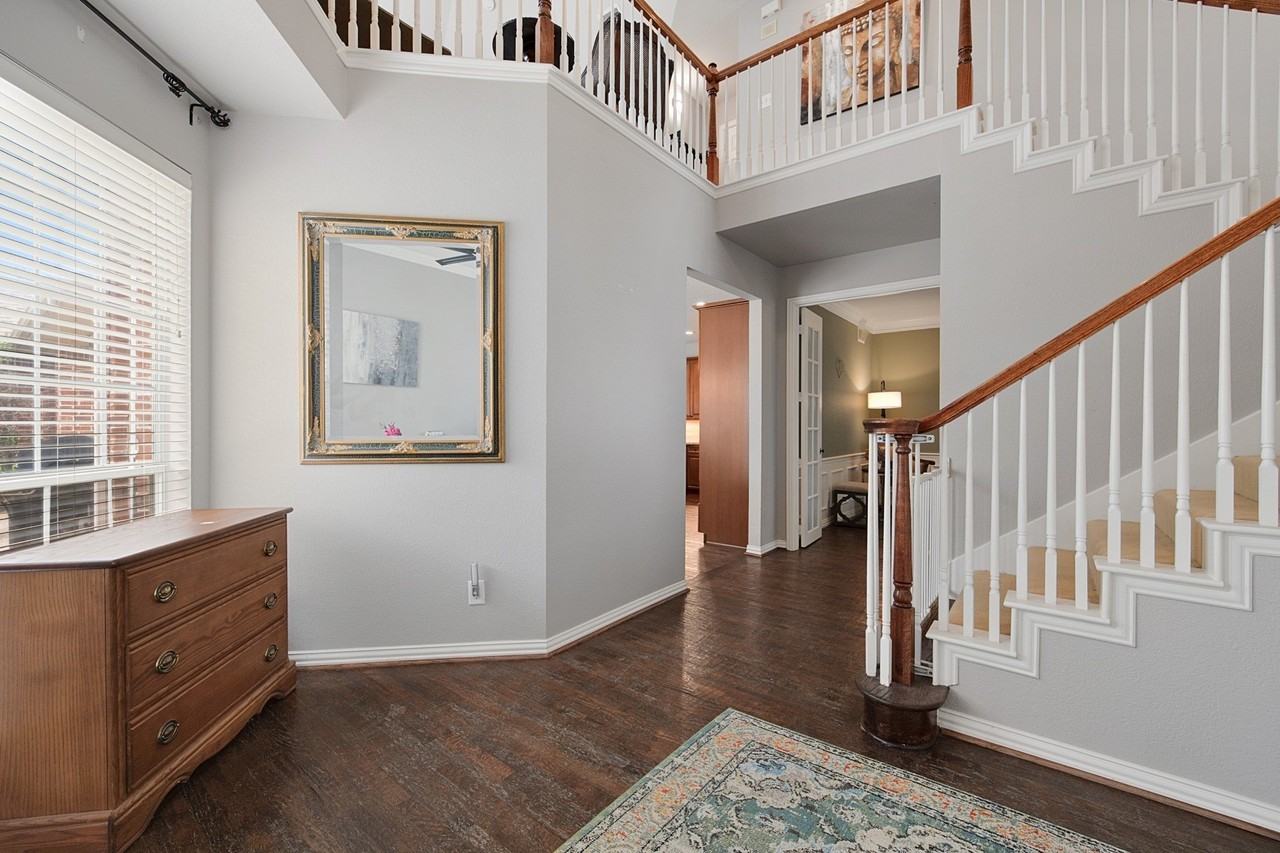7507 Aberdon Rd - Photo 7 of 37