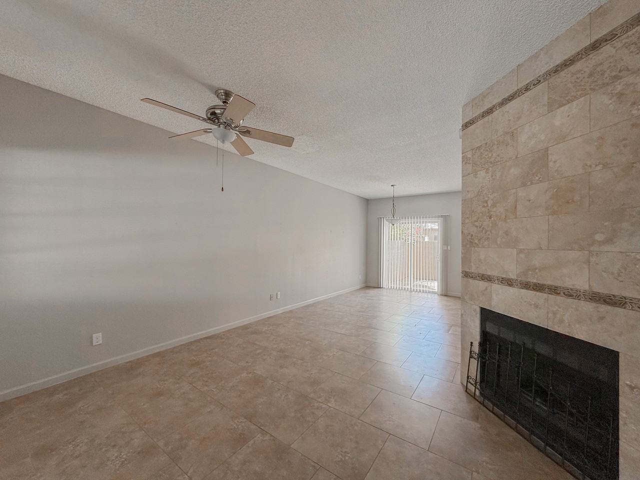 1935 W Morten Ave #27 - Photo 4 of 28