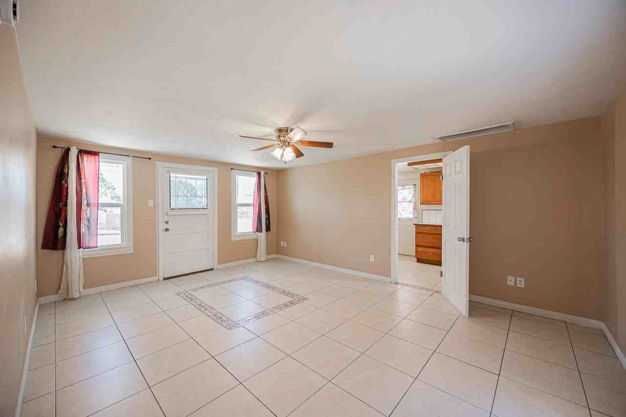 2830 E Sheridan St - Photo 6 of 20
