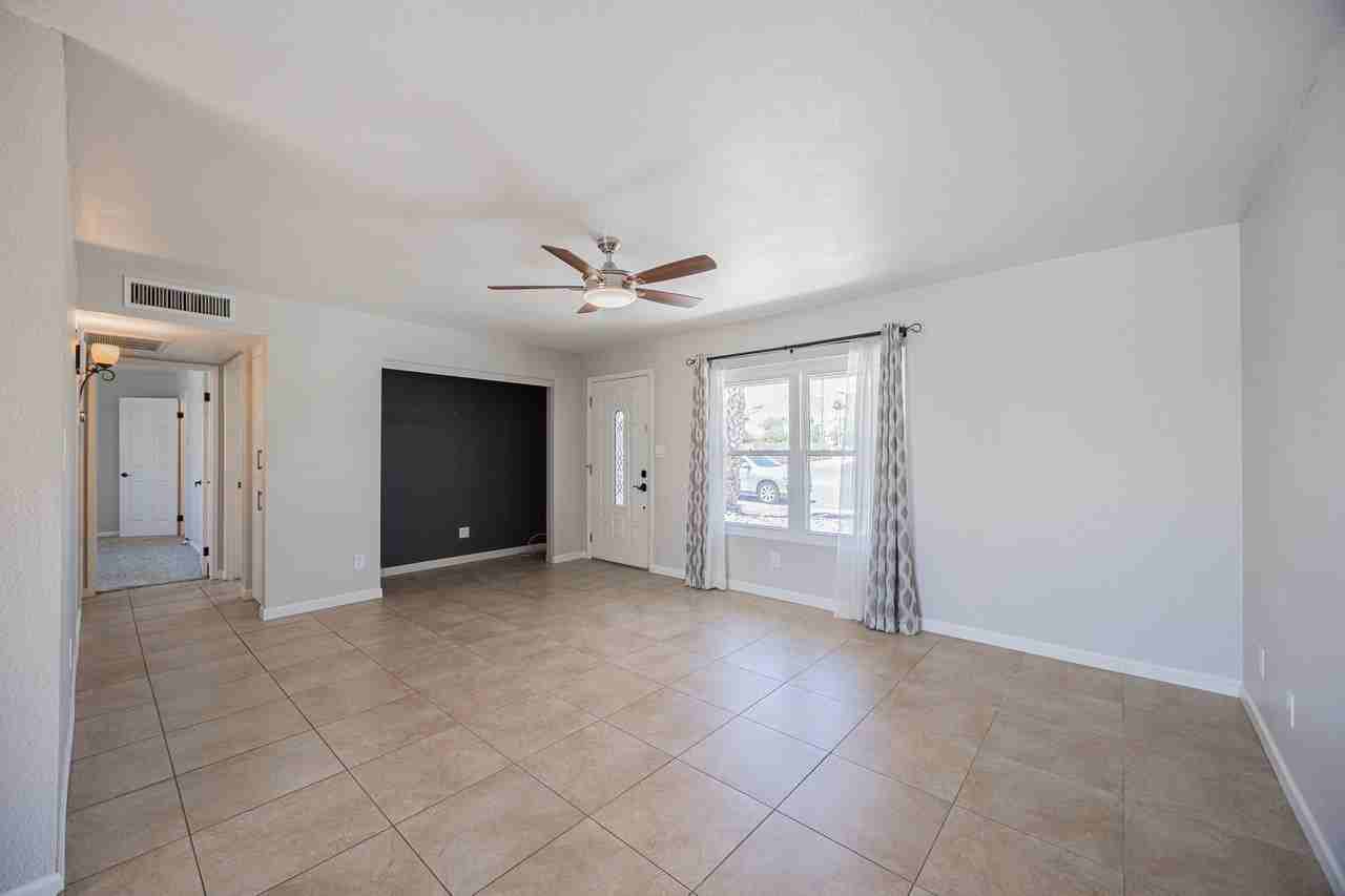 11211 S Bannock St - Photo 7 of 23