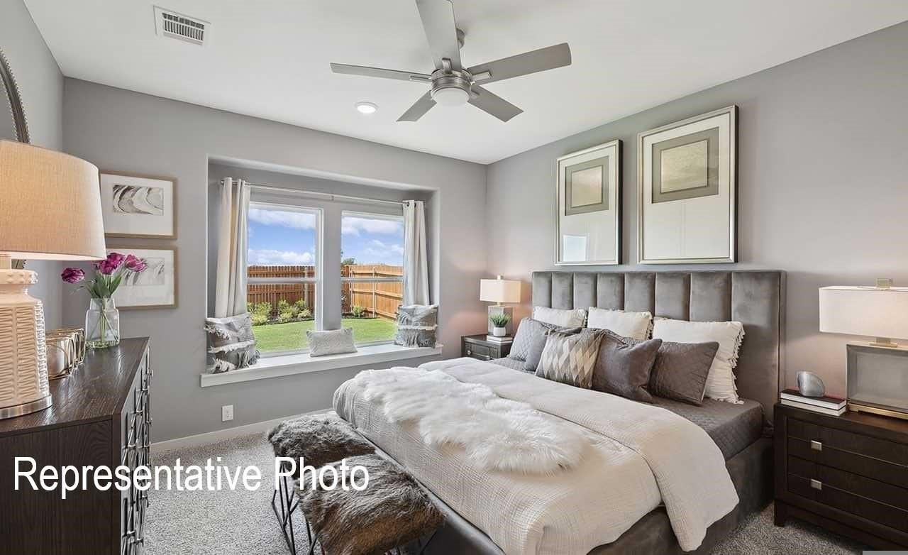 620 Russell Dr - Photo 6 of 18