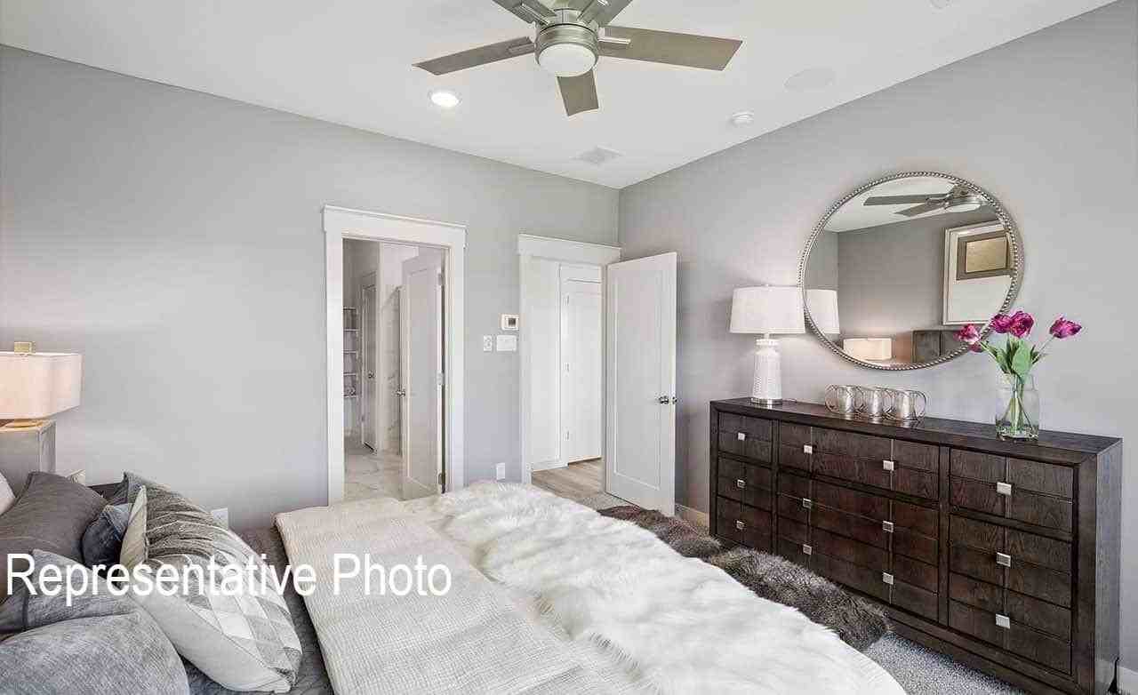 620 Russell Dr - Photo 7 of 18