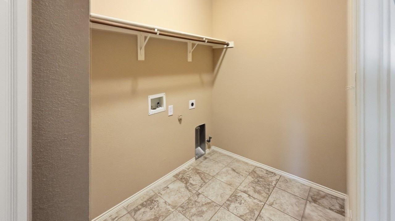 15513 Landing Creek Ln - Photo 6 of 14