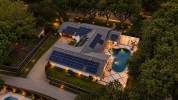 featured image of 14840 Knollview Dr
