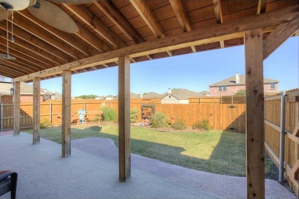 2912 Lake Terrace Dr - Photo 2 of 24