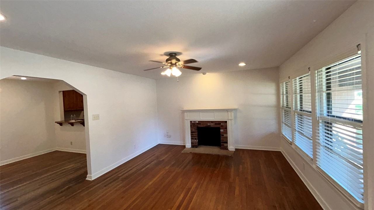 4152 Anita Ave - Photo 3 of 14
