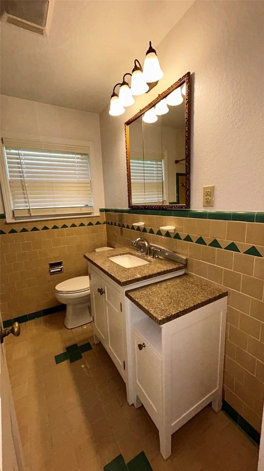 4152 Anita Ave - Photo 6 of 14