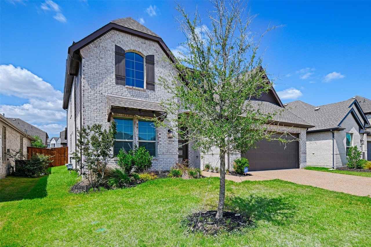 3511 Clara Dr - Photo 3 of 38