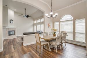 featured image of 1936 Canterbury Dr