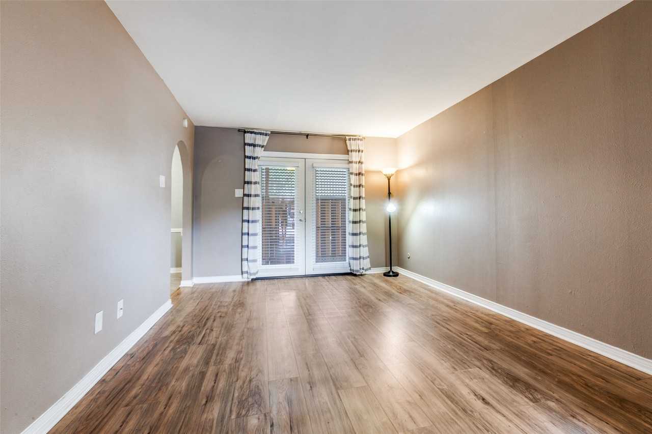 15926 Stillwood St #1071 - Photo 4 of 13