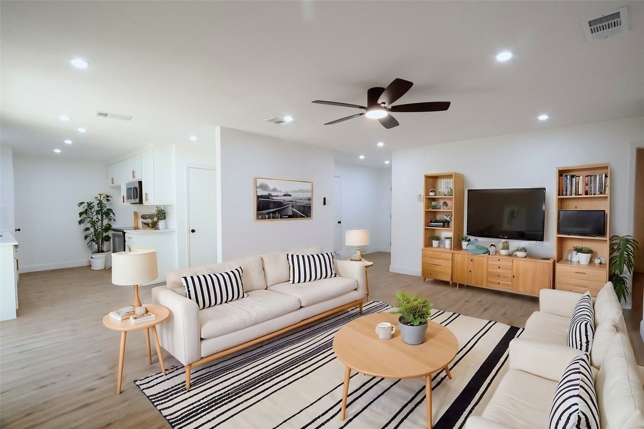 5106 Preston Trl - Photo 2 of 25