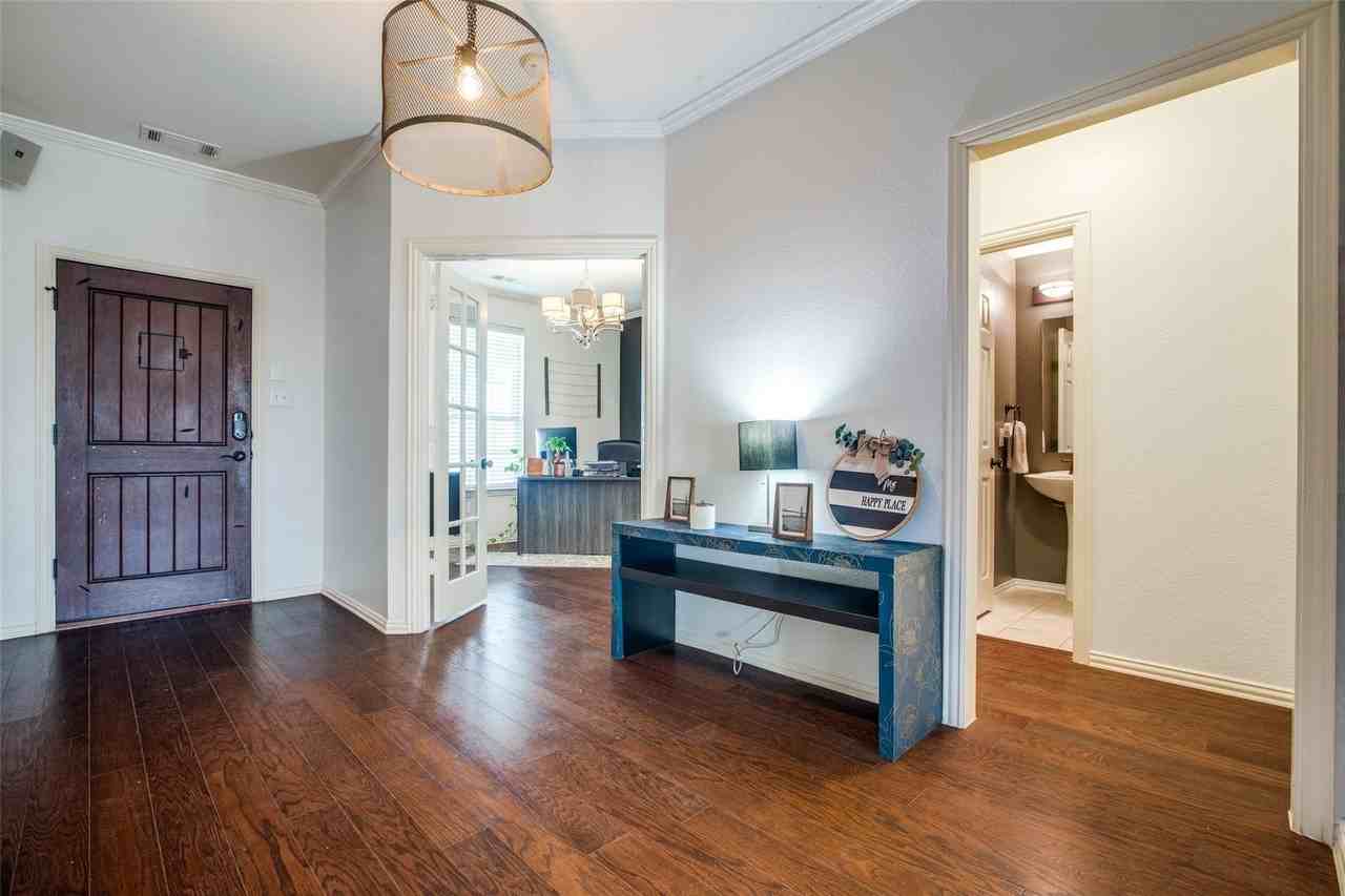 1320 Wheatear Dr - Photo 6 of 25