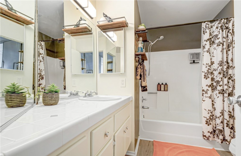 1062 Calle Del Cerro #1208 - Photo 4 of 13
