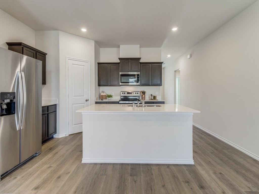 2921 Jasmine Dr - Photo 4 of 25