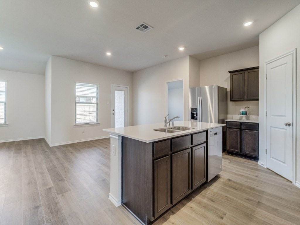 2921 Jasmine Dr - Photo 6 of 25