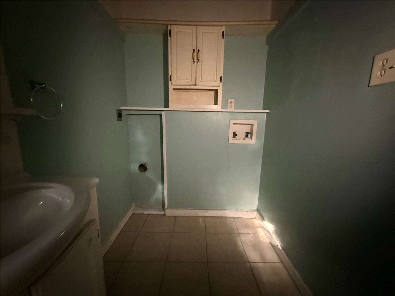 510 Jordan Ln - Photo 7 of 10
