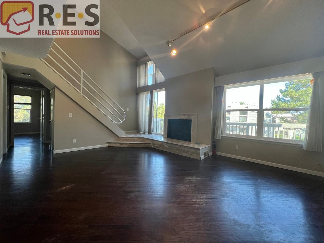 6483 S Havana St #B - Photo 4 of 13