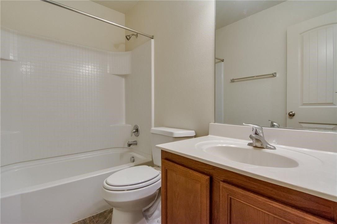 1432 Ocotillo Ln - Photo 5 of 19