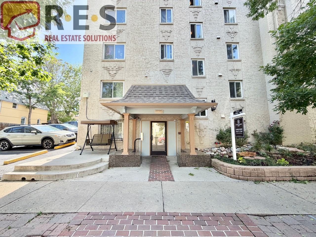 1125 N Washington St #301