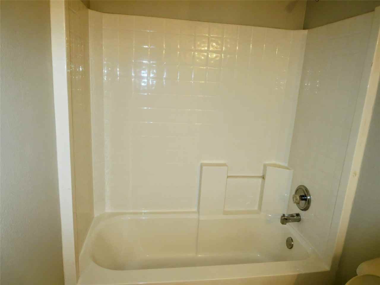 2348 White Oak Dr - Photo 7 of 34