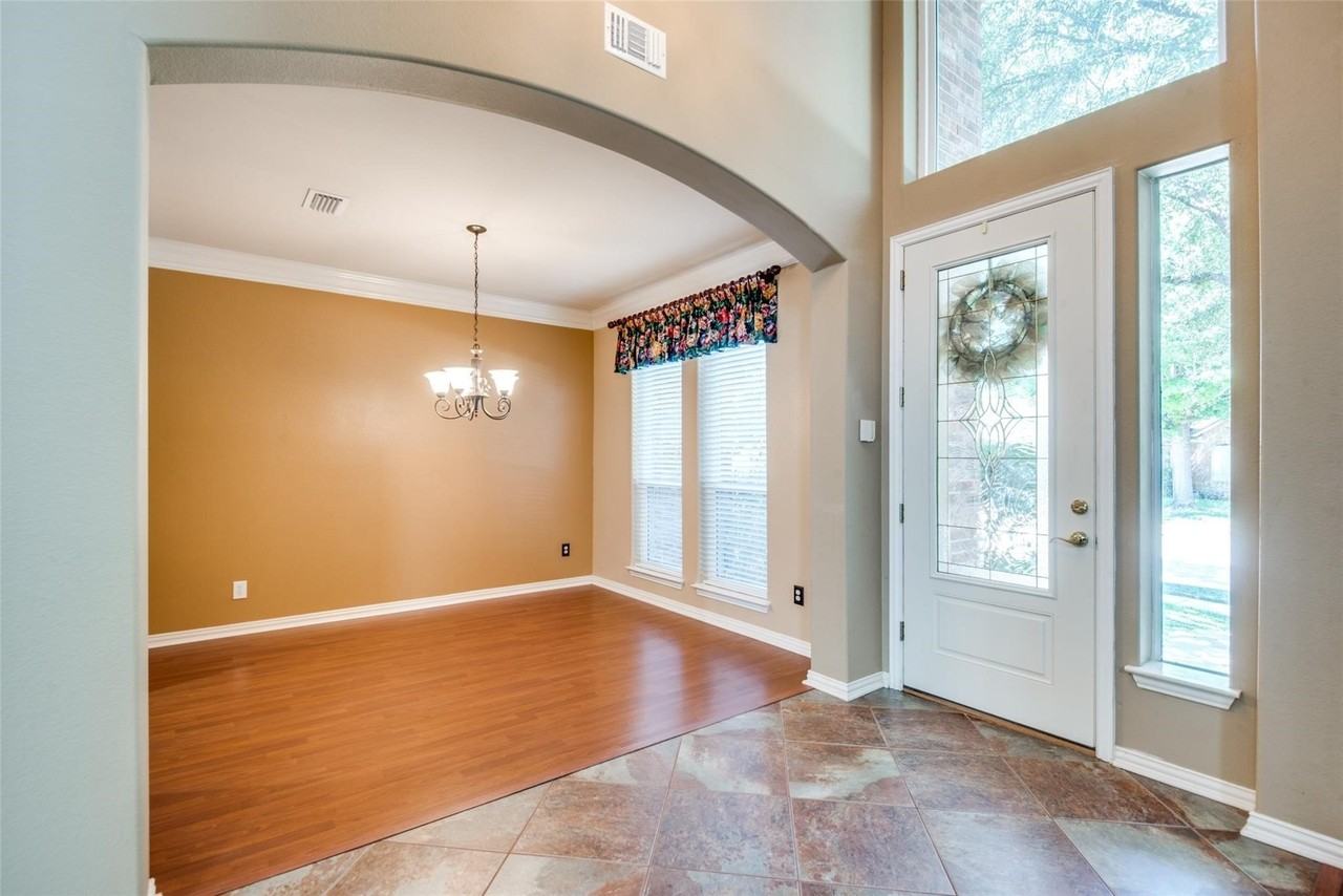 816 Pinnacle Cir - Photo 4 of 6