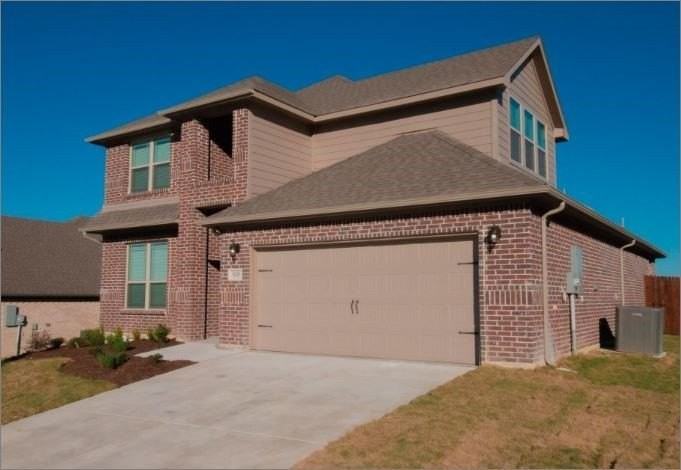 535 Hillcrest Cir - Photo 2 of 15
