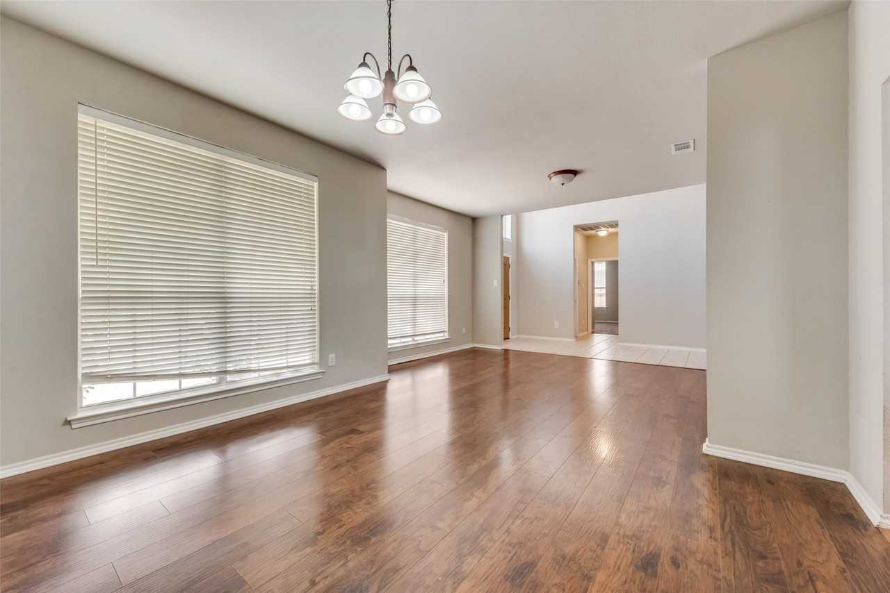 8632 Trace Ridge Pkwy - Photo 4 of 28