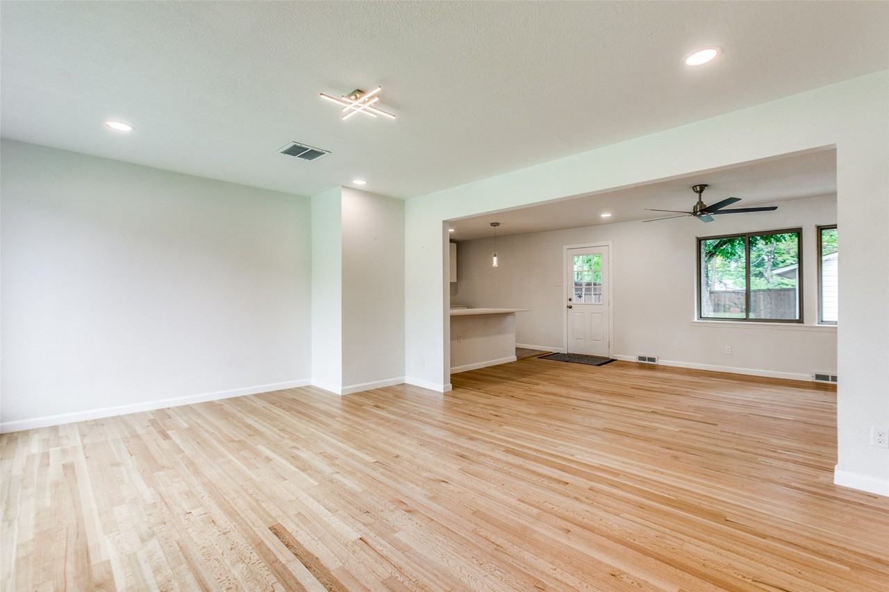 3517 Woodleigh Dr - Photo 6 of 30