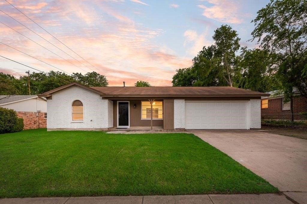 6048 Hillcrest Dr - Photo 2 of 26