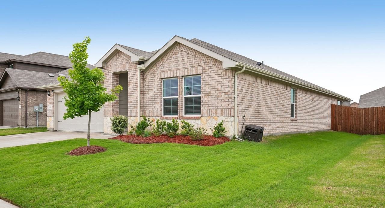3924 Pinebluff Ln - Photo 3 of 35