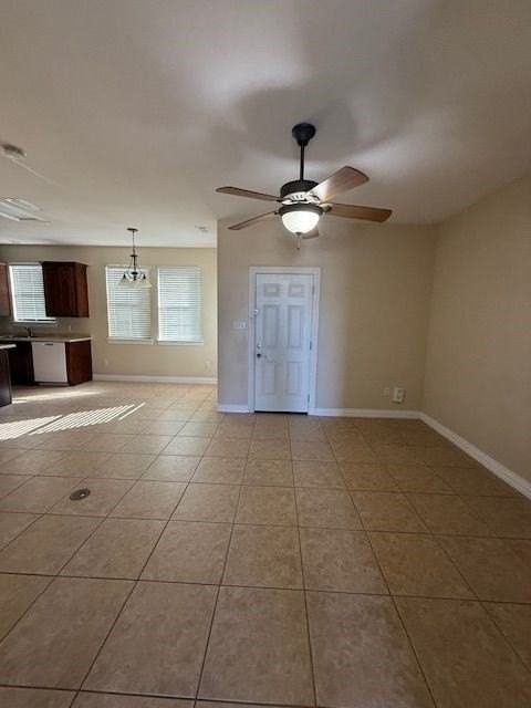 2319 Independence Blvd - Photo 4 of 17
