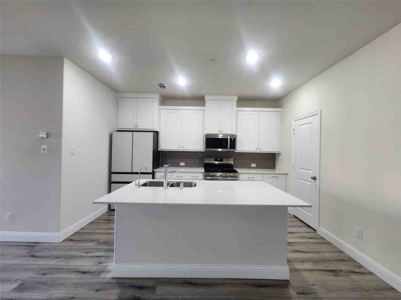 13243 Teton St - Photo 5 of 19