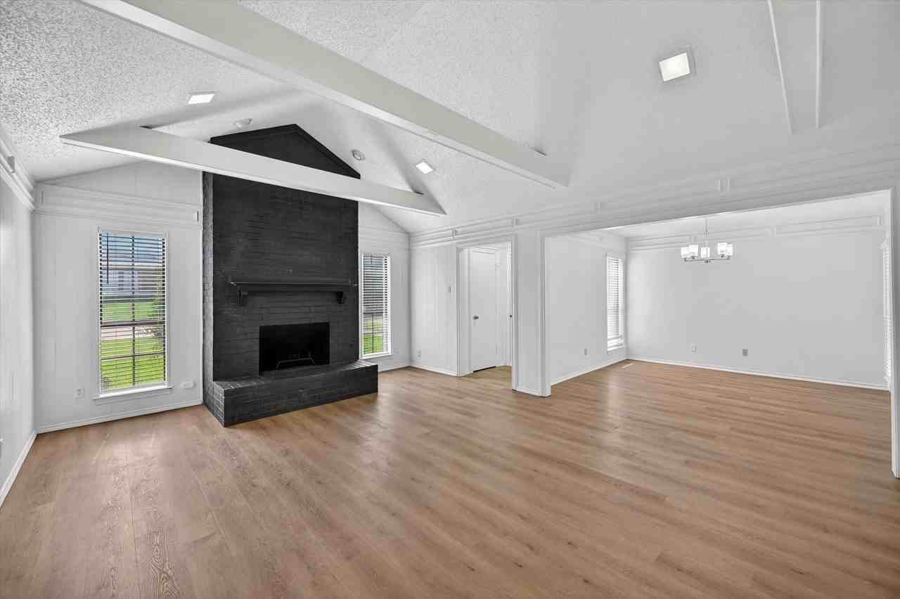 4020 Saint Christopher Ln - Photo 3 of 18