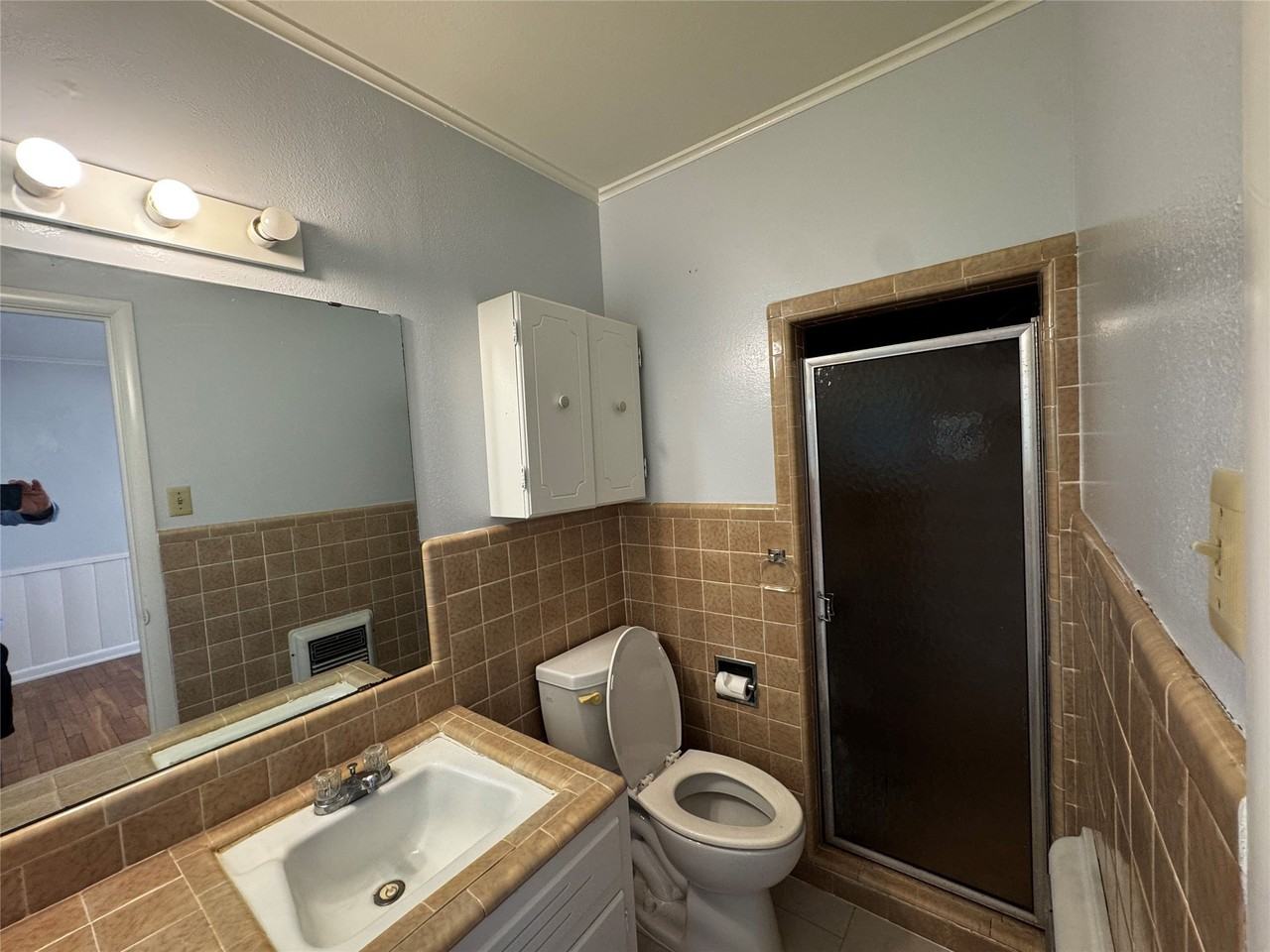 2928 College Cir - Photo 6 of 16