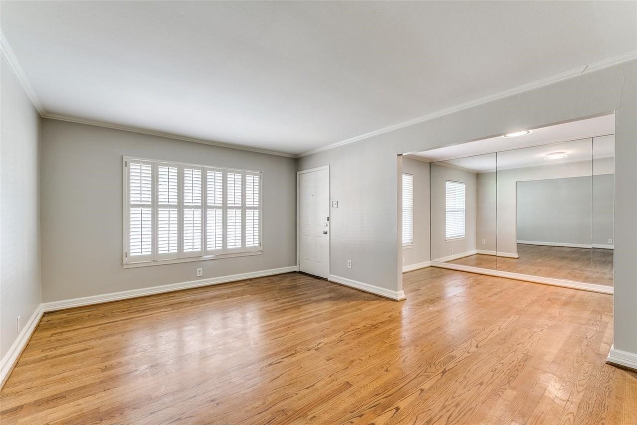 6545 Winton St - Photo 3 of 24