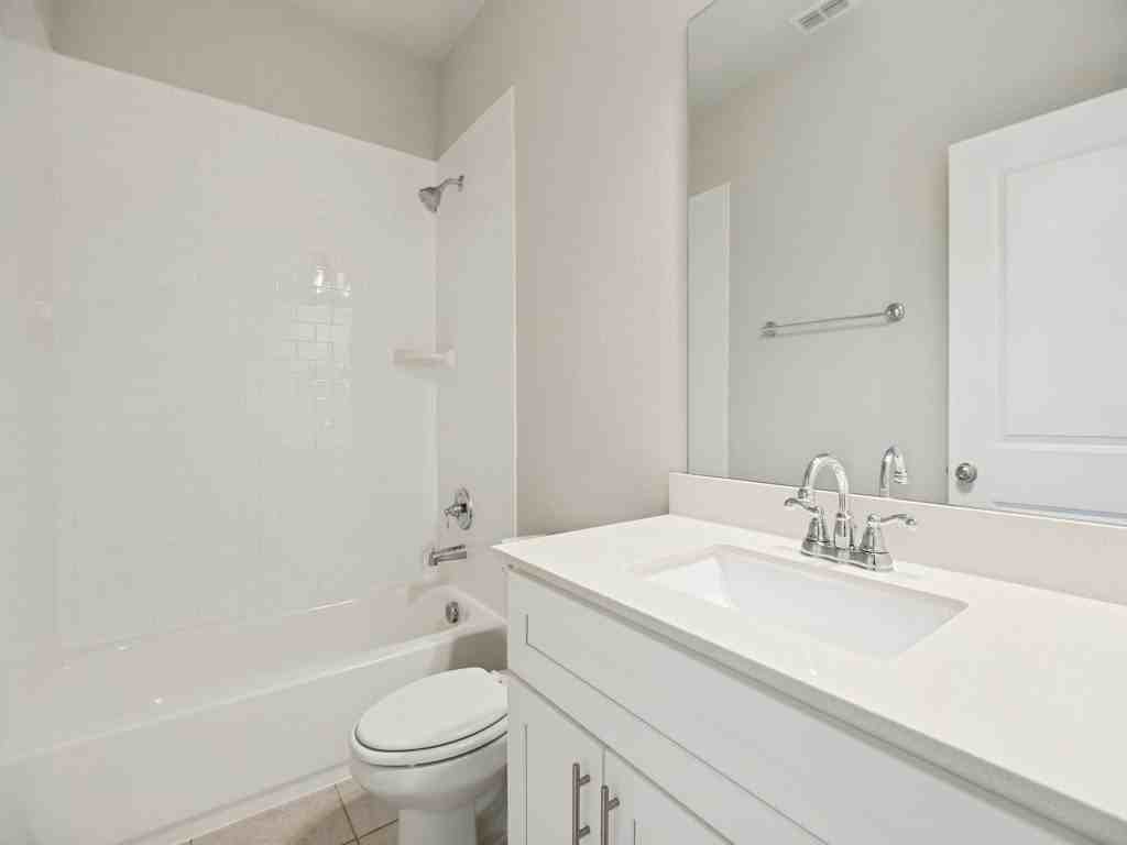 3053 Galveston St - Photo 3 of 23