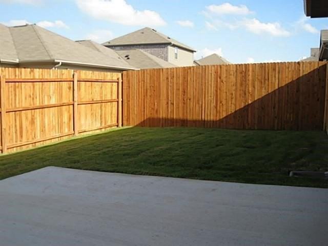 2621 Frisco Wood Dr - Photo 5 of 6