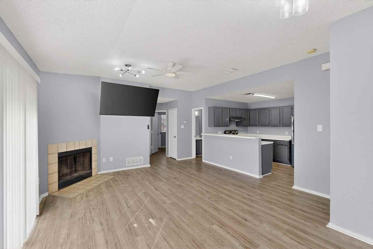 4517 Ebbtide Ct - Photo 7 of 32