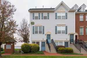 featured image of 119 Cottonwood St