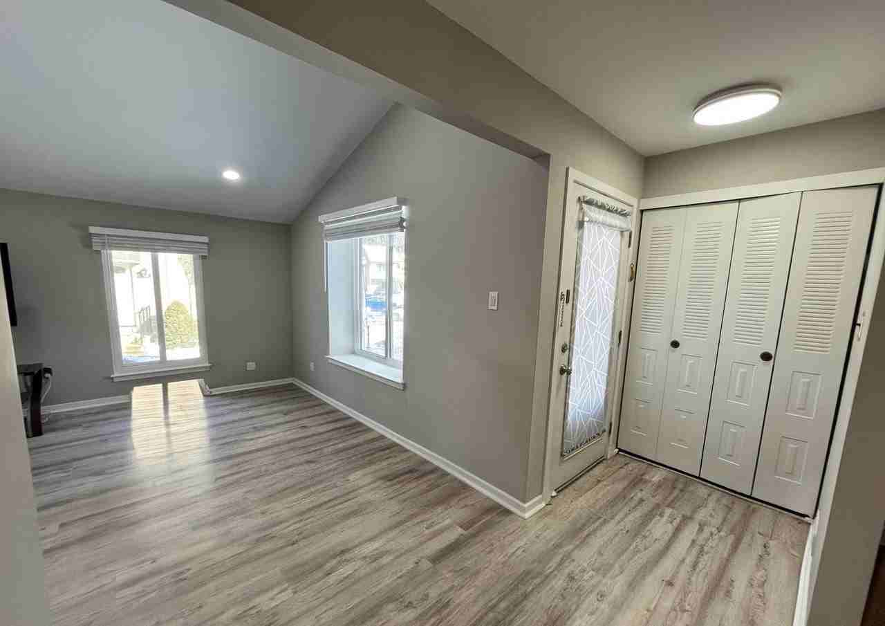 106 Avignon Way - Photo 3 of 22
