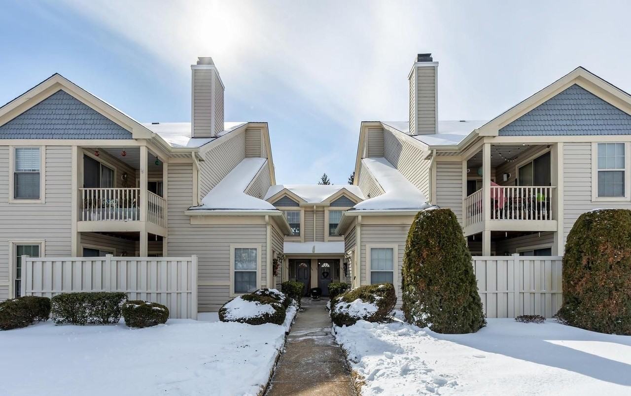 757 Steeplechase Ct