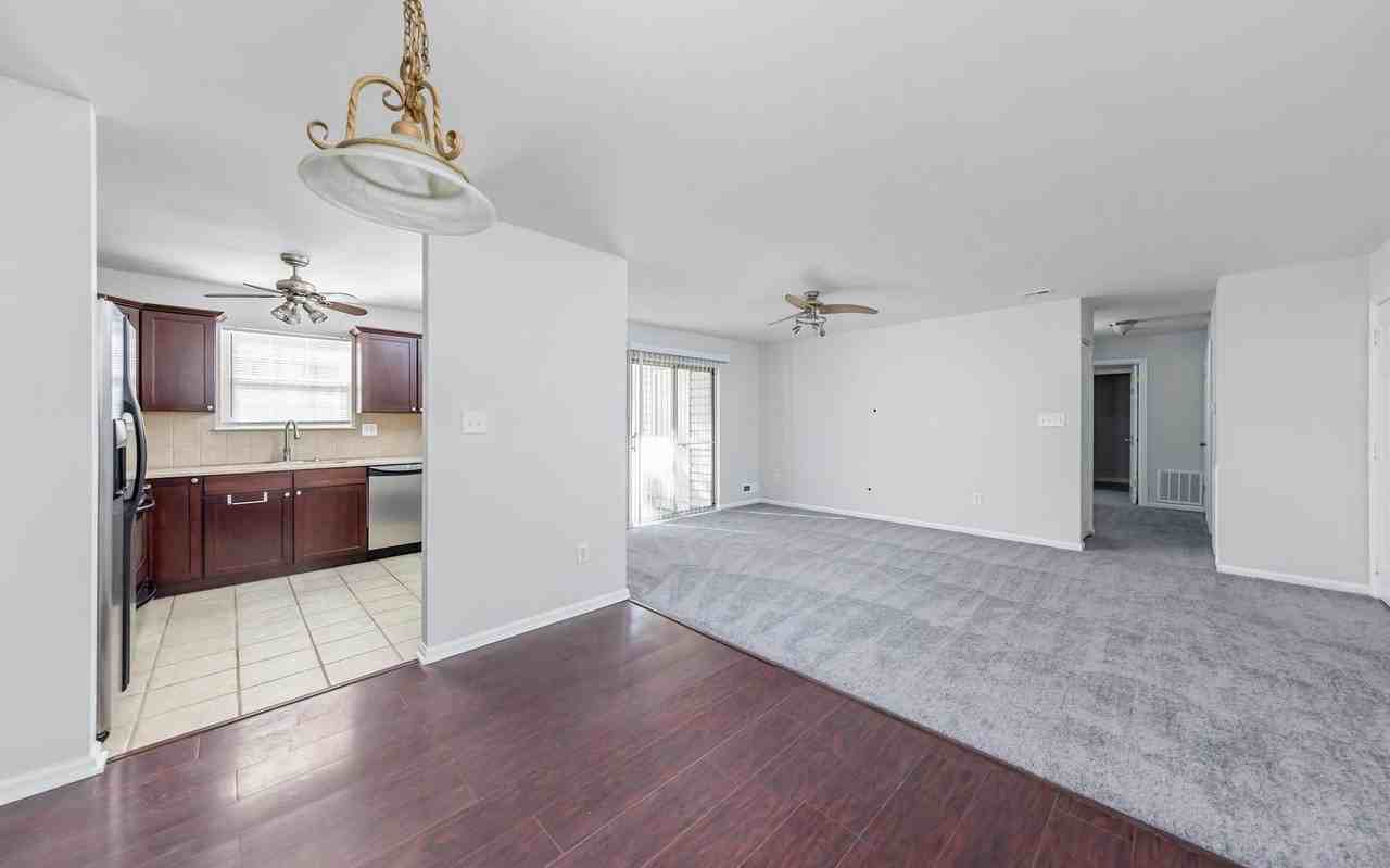 757 Steeplechase Ct - Photo 3 of 14