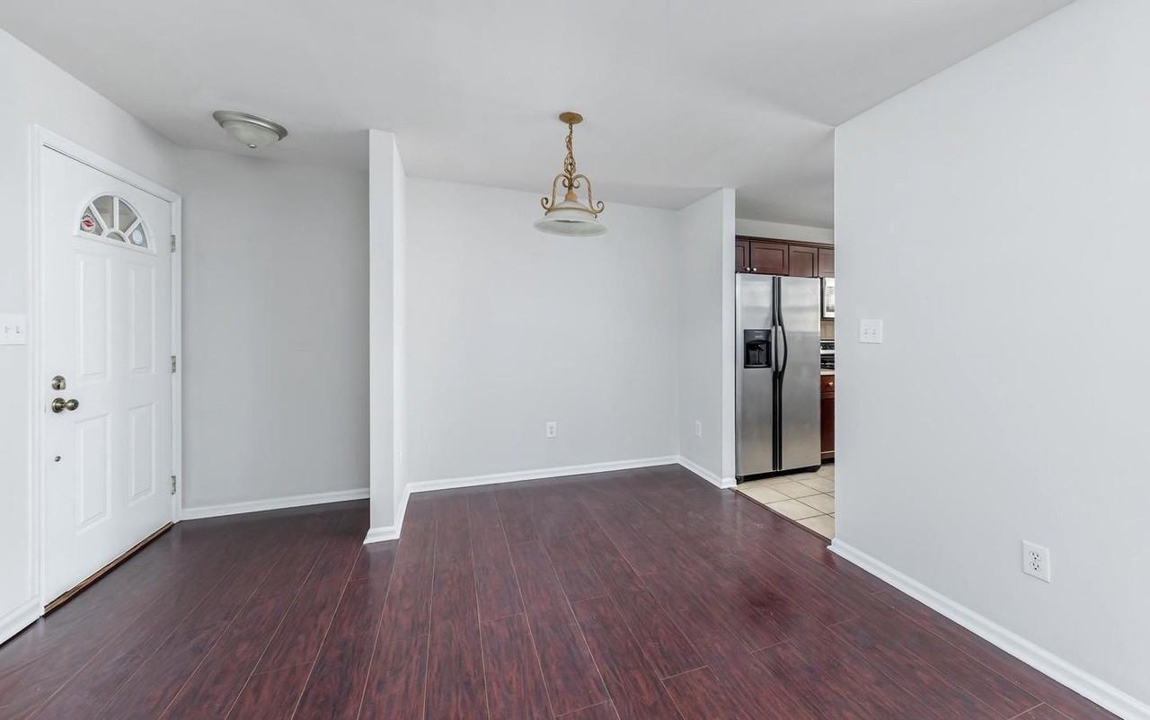 757 Steeplechase Ct - Photo 4 of 14