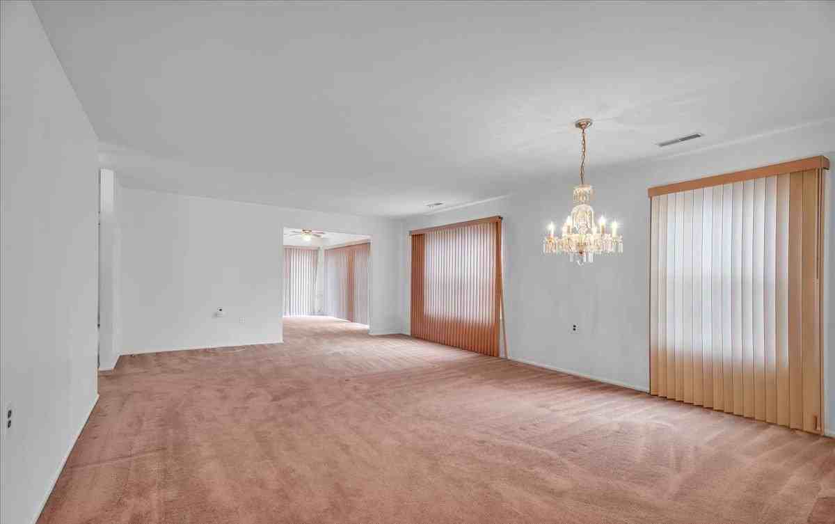 2 Emory Ln - Photo 5 of 29