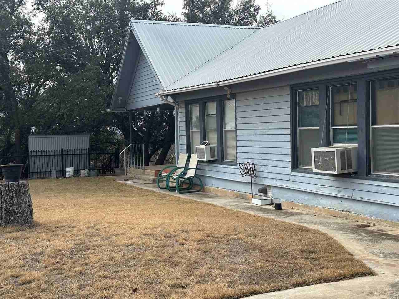 11101 County Road 228 - Photo 2 of 18