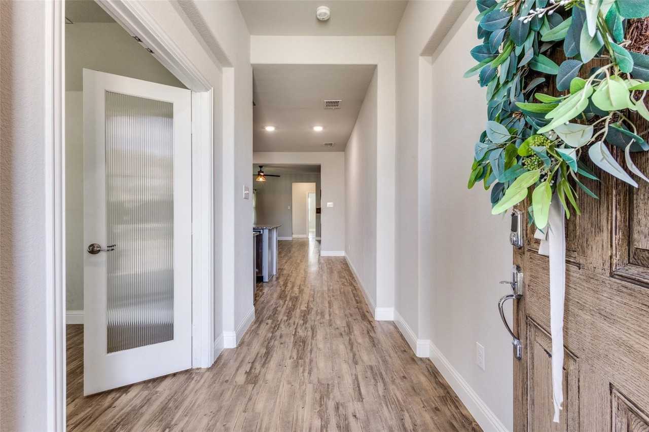 3725 Holley Ridge Way - Photo 3 of 25