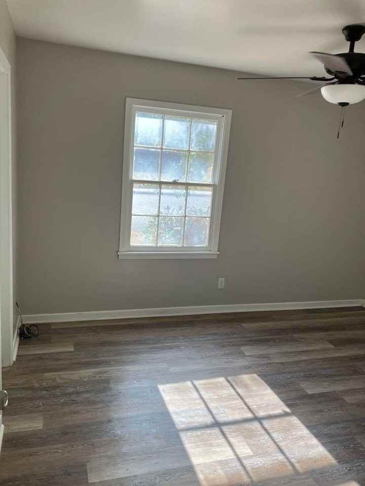 3702 Wilshire Dr - Photo 2 of 12