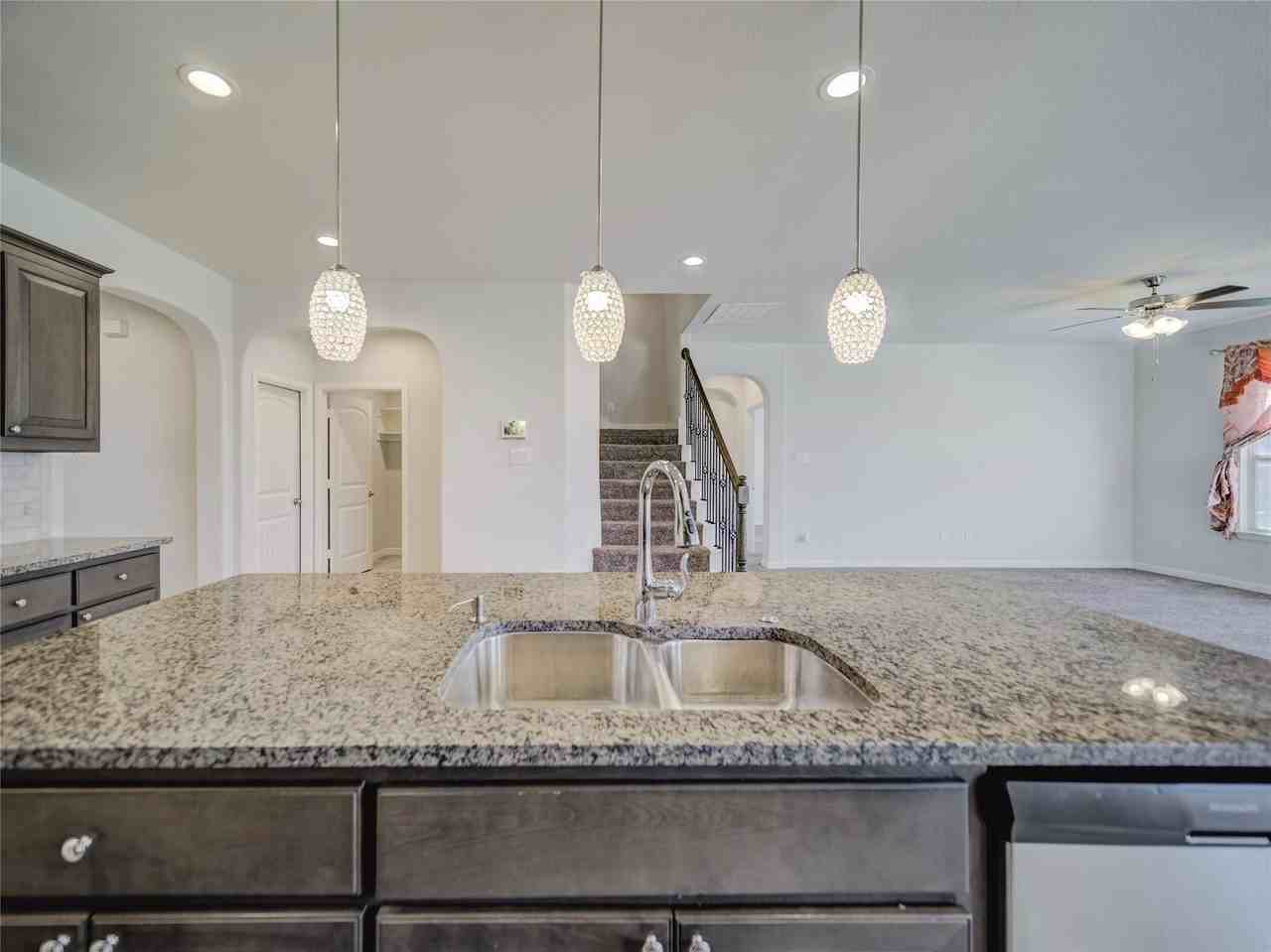 1100 Twin Brooks Ln - Photo 6 of 23