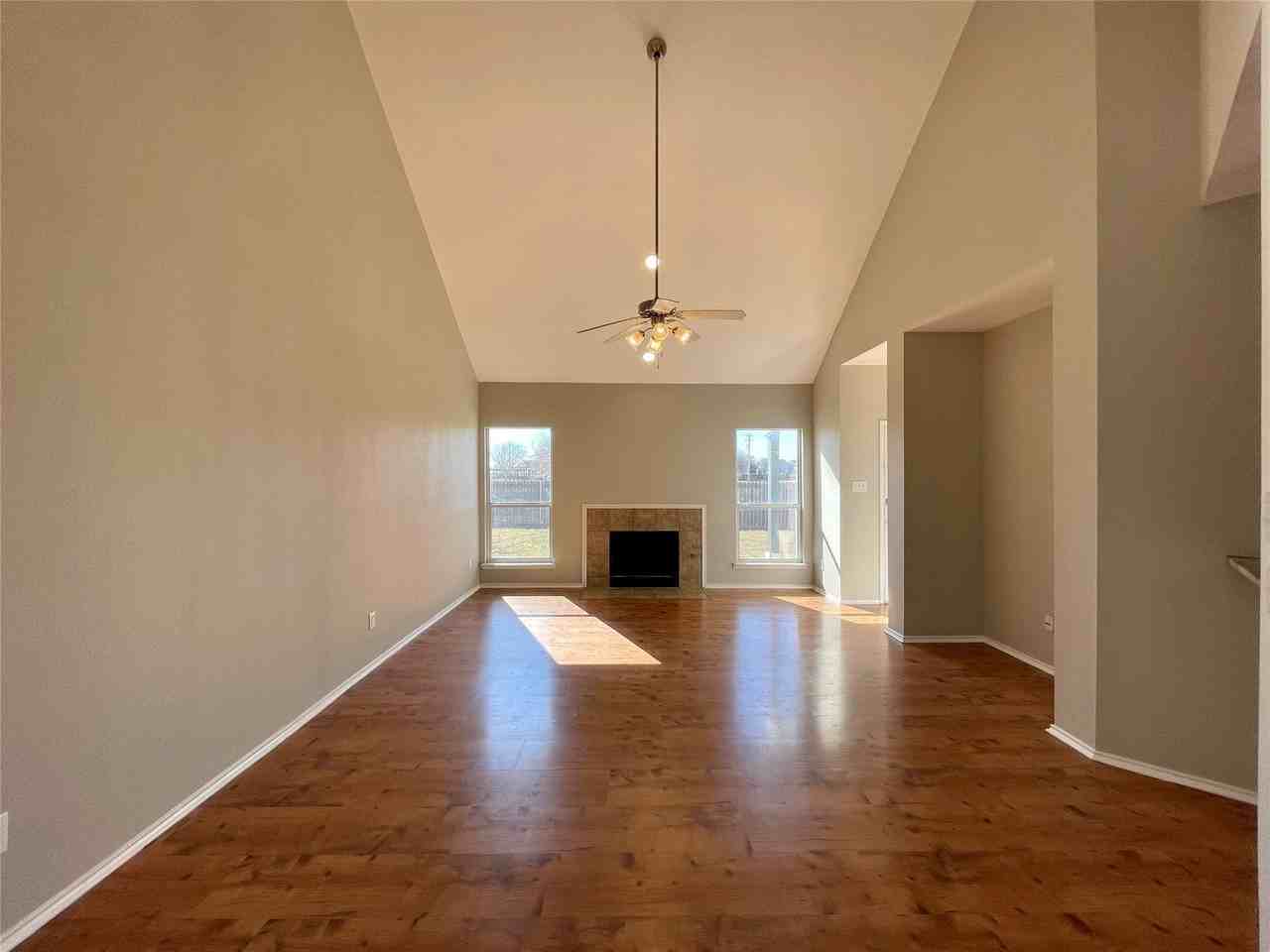 9787 Old Field Dr - Photo 7 of 29
