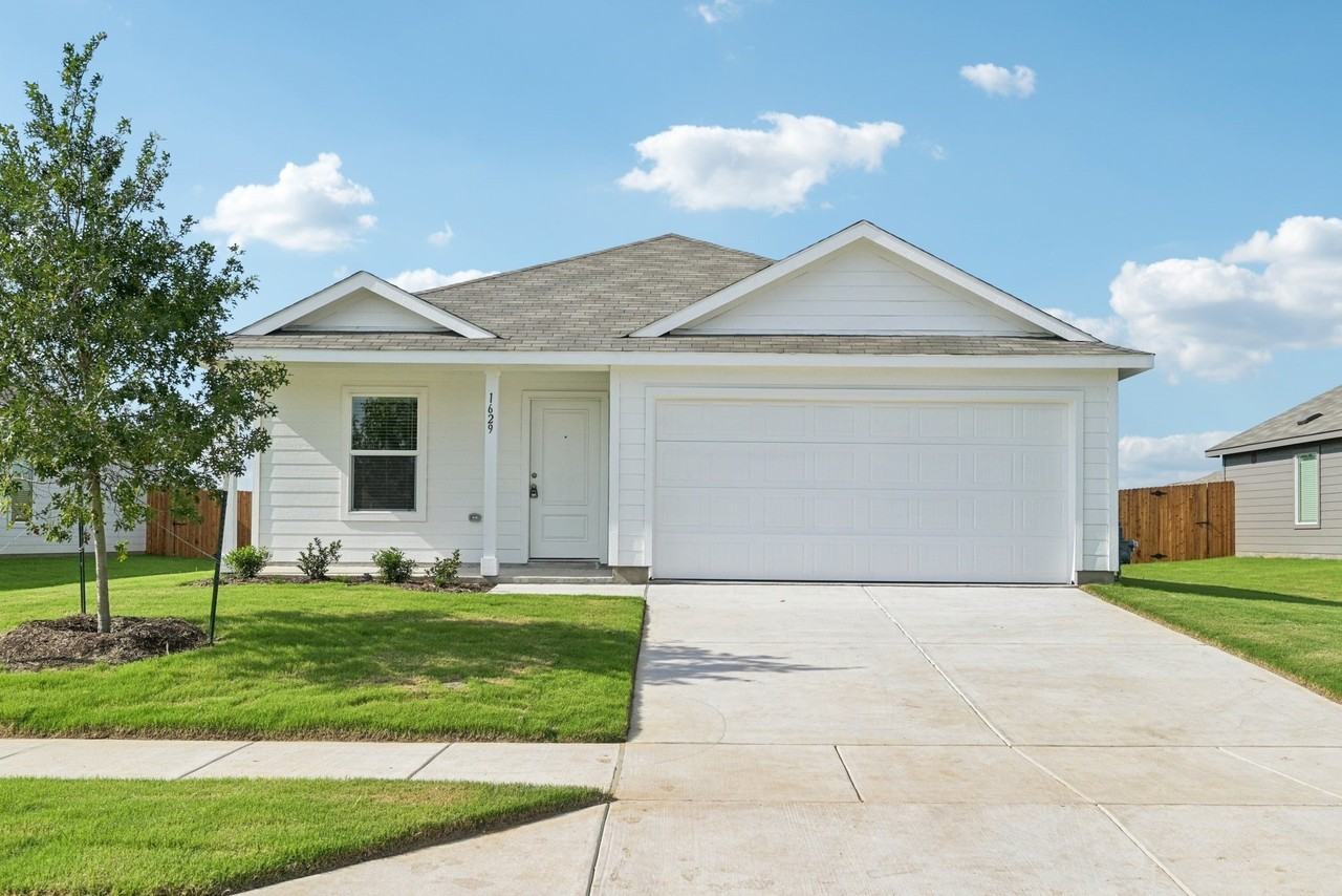 1629 Lercara Ln - Photo 3 of 40